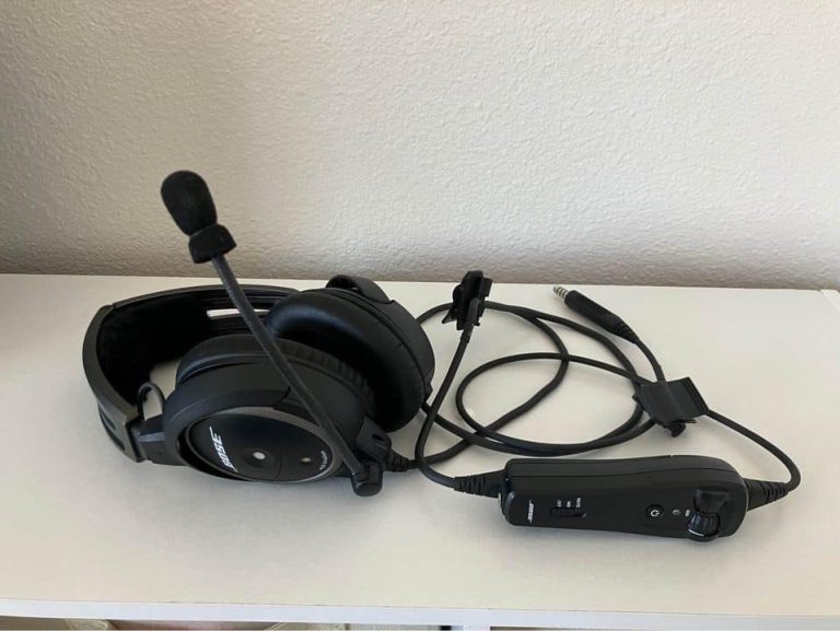 The best aviation headset - Bose A20