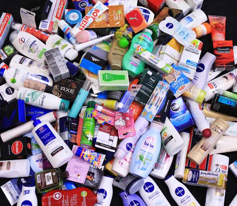 how-much-toiletries-can-you-take-on-a-plane